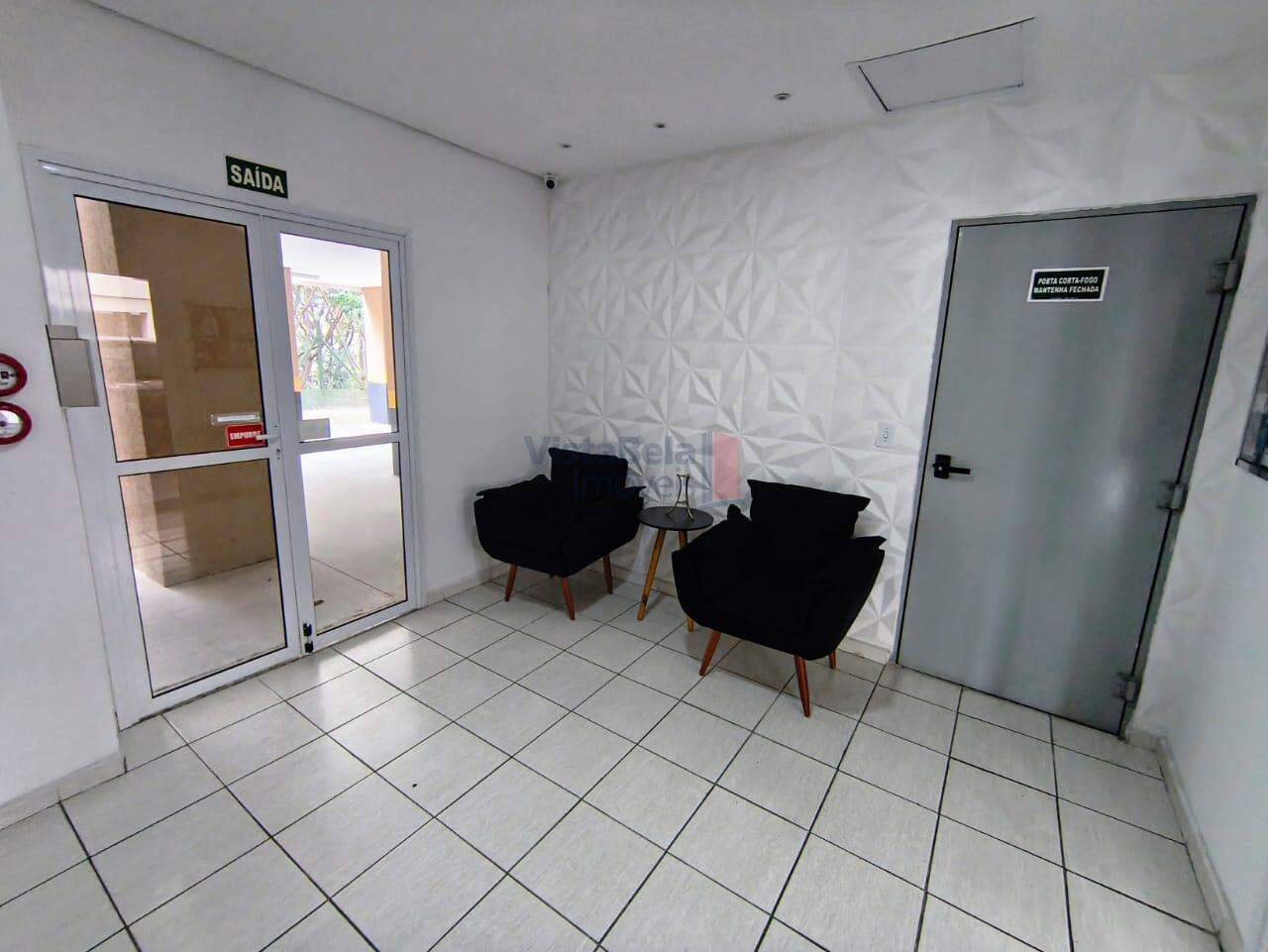 Apartamento à venda no Jardim Ana Rosa: HALL