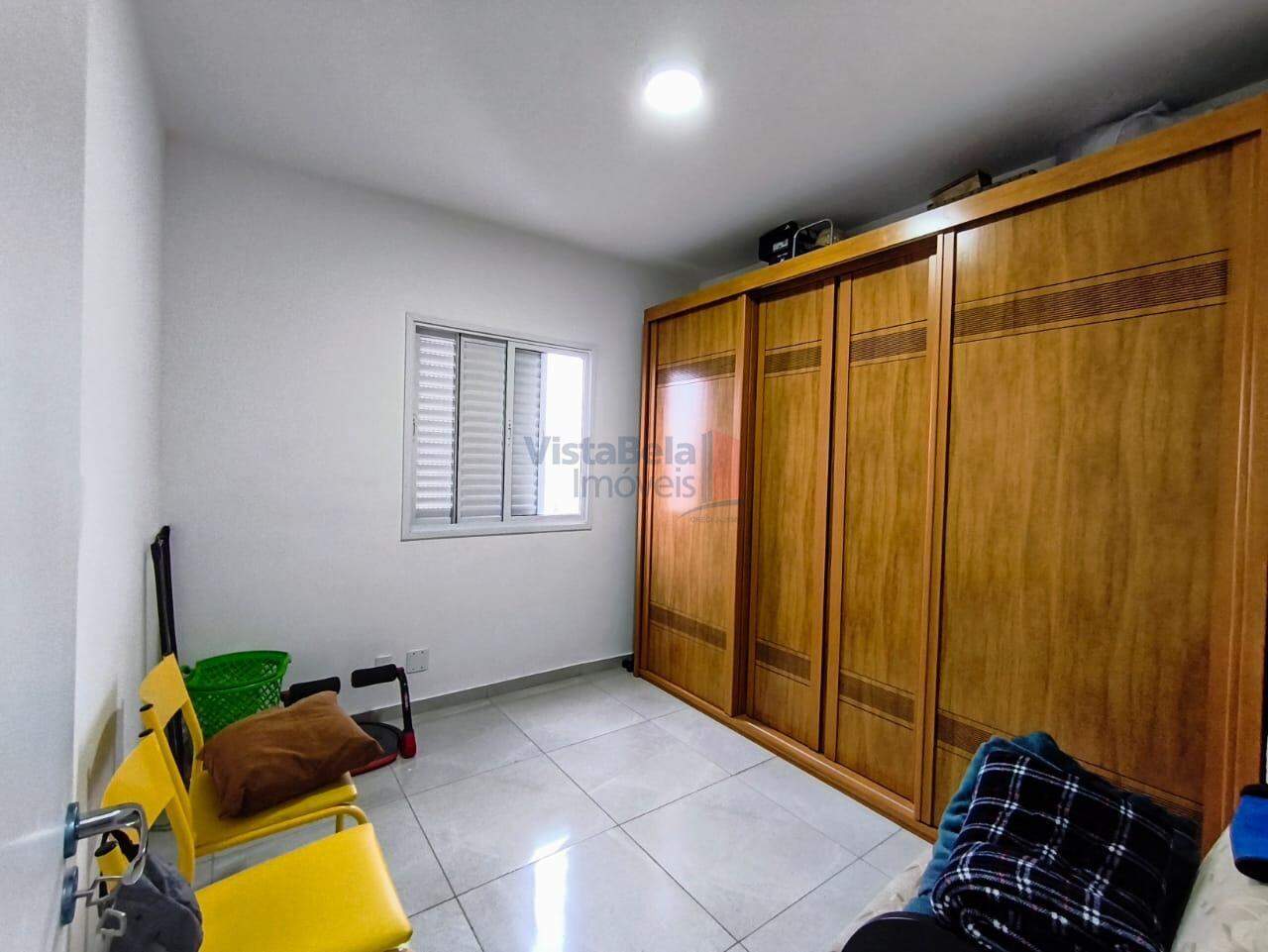 Apartamento à venda no Jardim Ana Rosa: 1° DORMITÓRIO