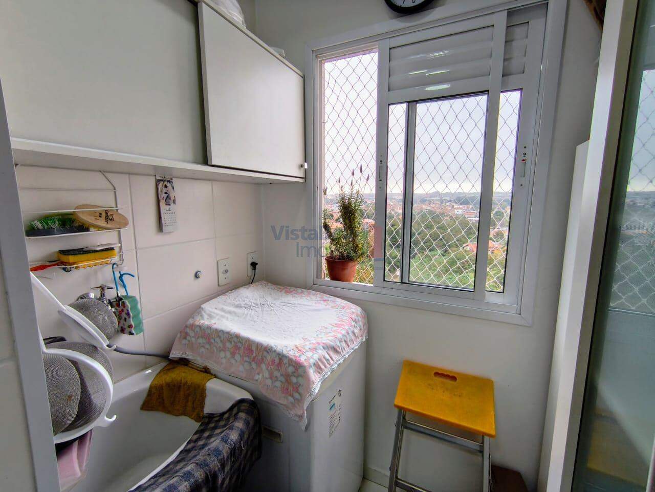 Apartamento à venda no Jardim Ana Rosa: LAVANDERIA
