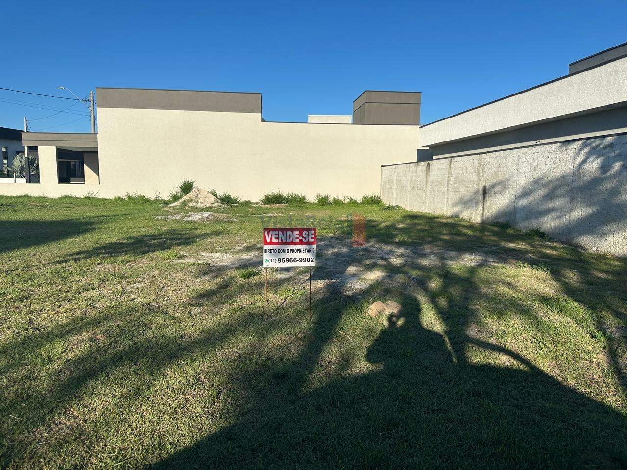 Lote em condomínio à venda no Loteamento Residencial Pérola do Vale: 