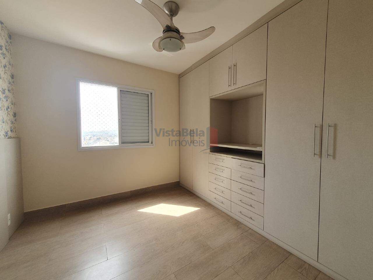 Apartamento para aluguel no Jardim das Nações: 