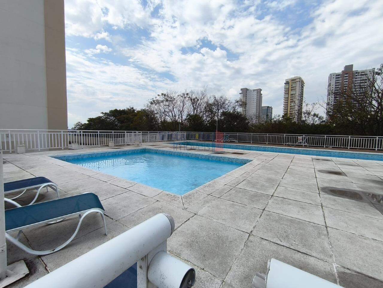 Apartamento para aluguel no Barranco: PISCINA ADULTO E INFANTIL