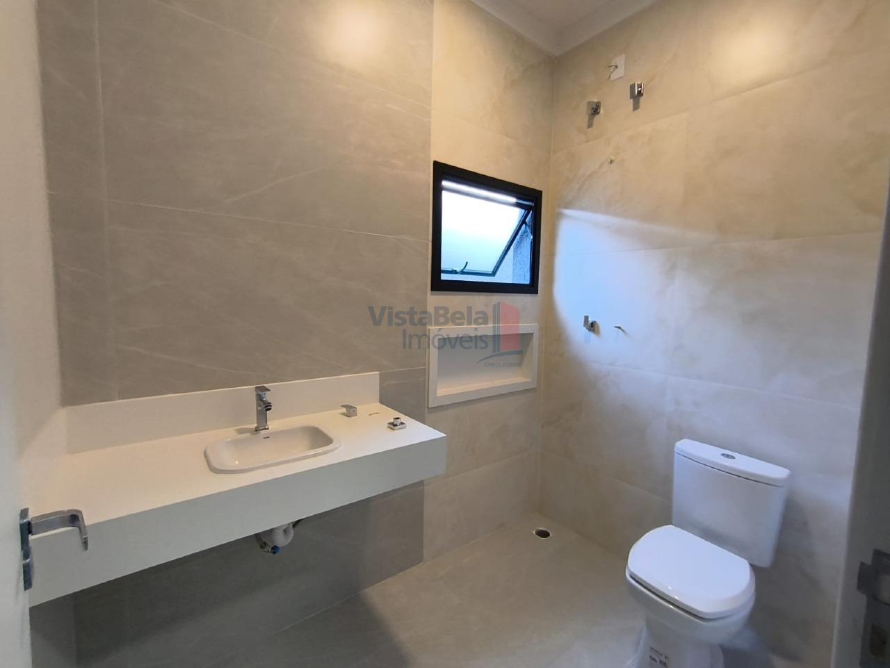Casa em Condomínio à venda no Monte Belo: WC SUÍTE