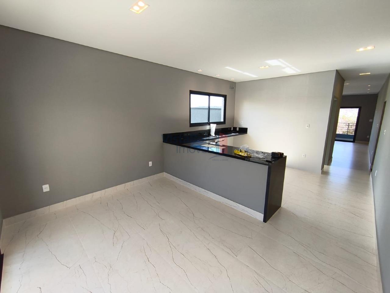 Casa em Condomínio à venda no Monte Belo: AMPLA COZINHA