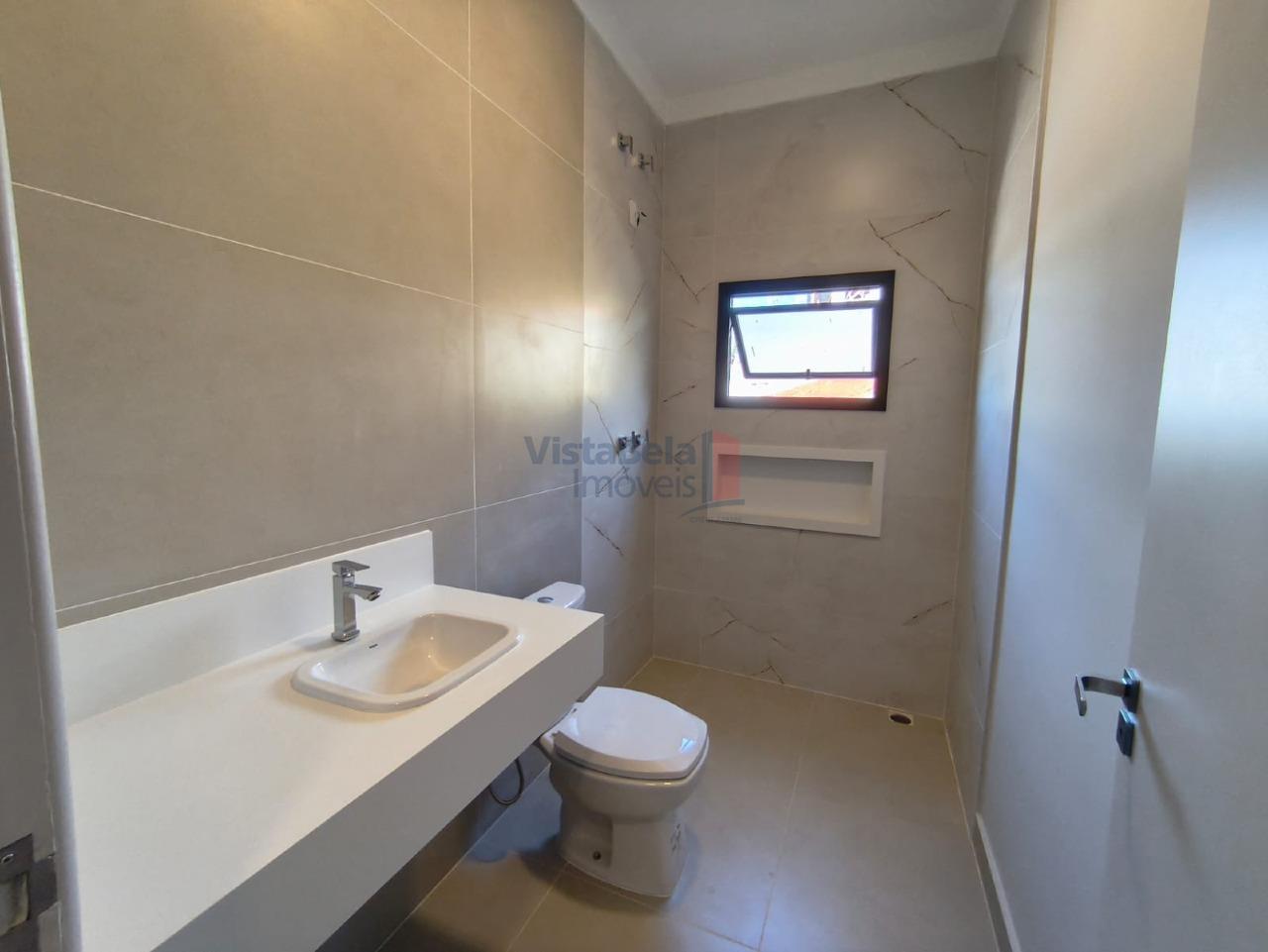 Casa em Condomínio à venda no Monte Belo: WC SUÍTE