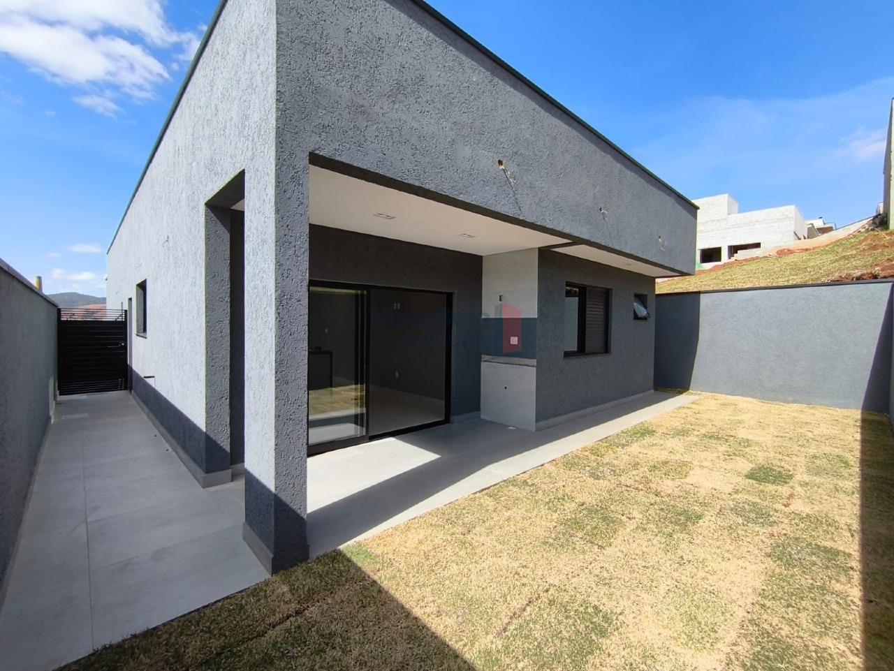 Casa em Condomínio à venda no Monte Belo: QUINTAL E ÁREA GOURMET