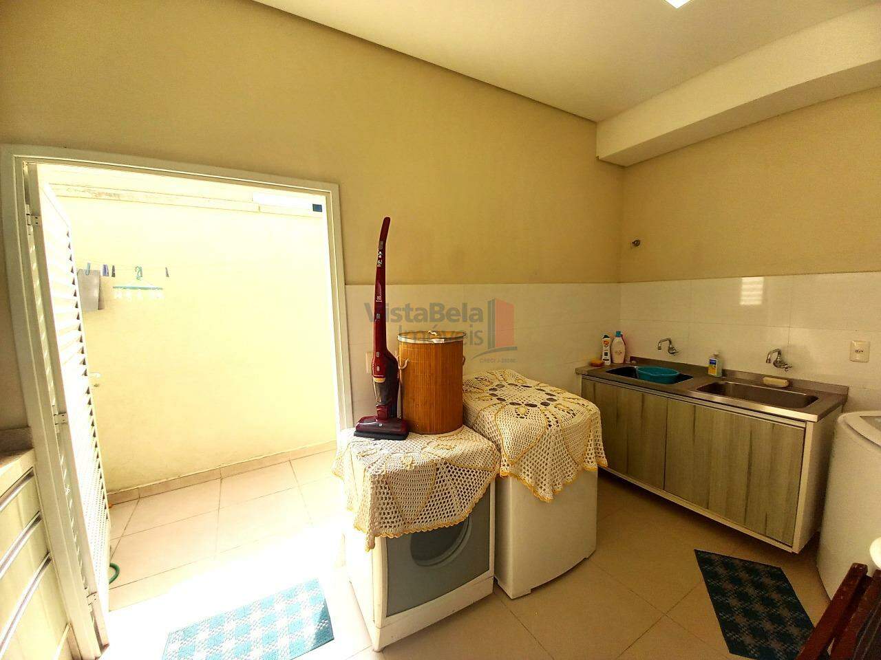 Casa em Condomínio à venda no Loteamento Residencial Campos do Conde II: 