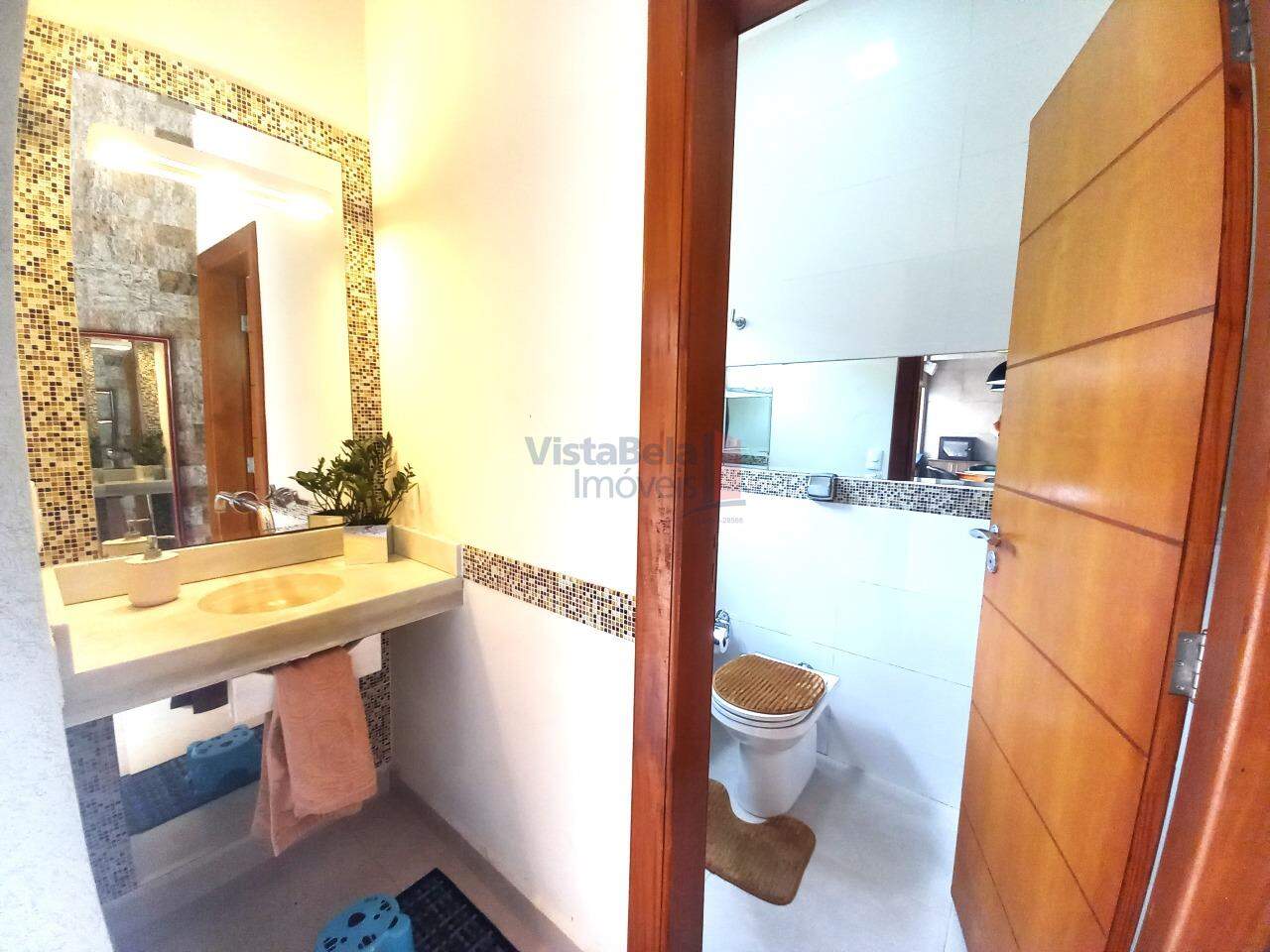Casa em Condomínio à venda no Loteamento Residencial Campos do Conde II: 