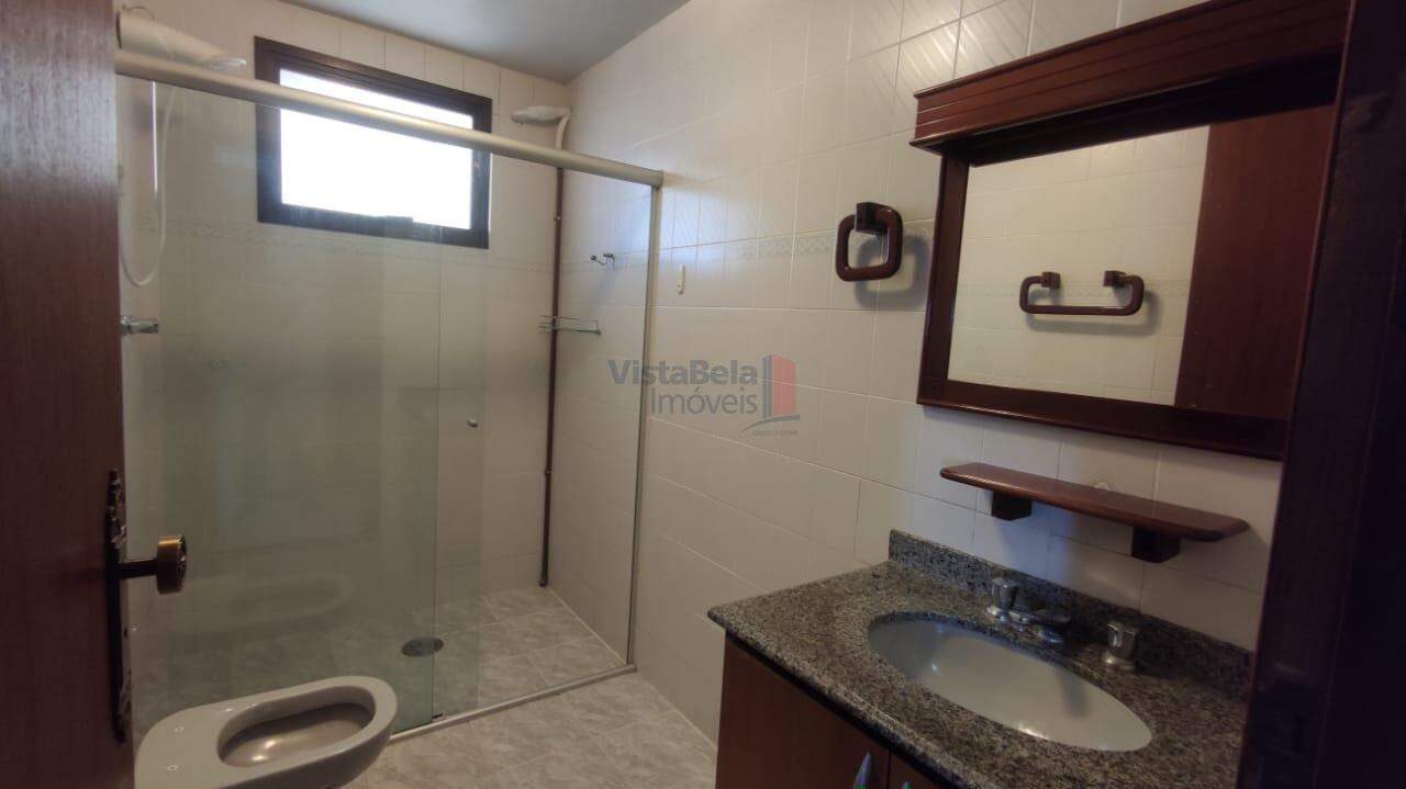 Apartamento para aluguel no Jardim das Nações: Banheiro Suíte