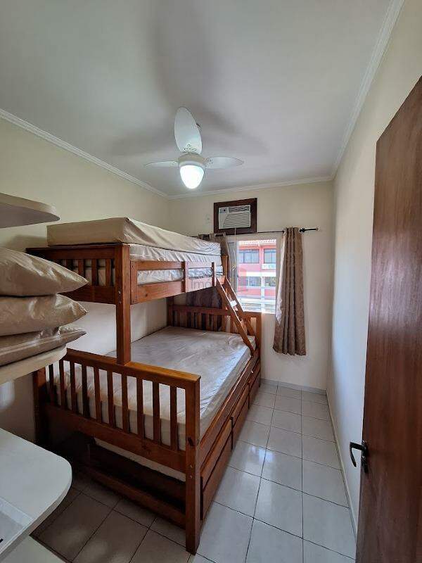 Apartamento à venda no itagua: 1° DORMITÓRIO