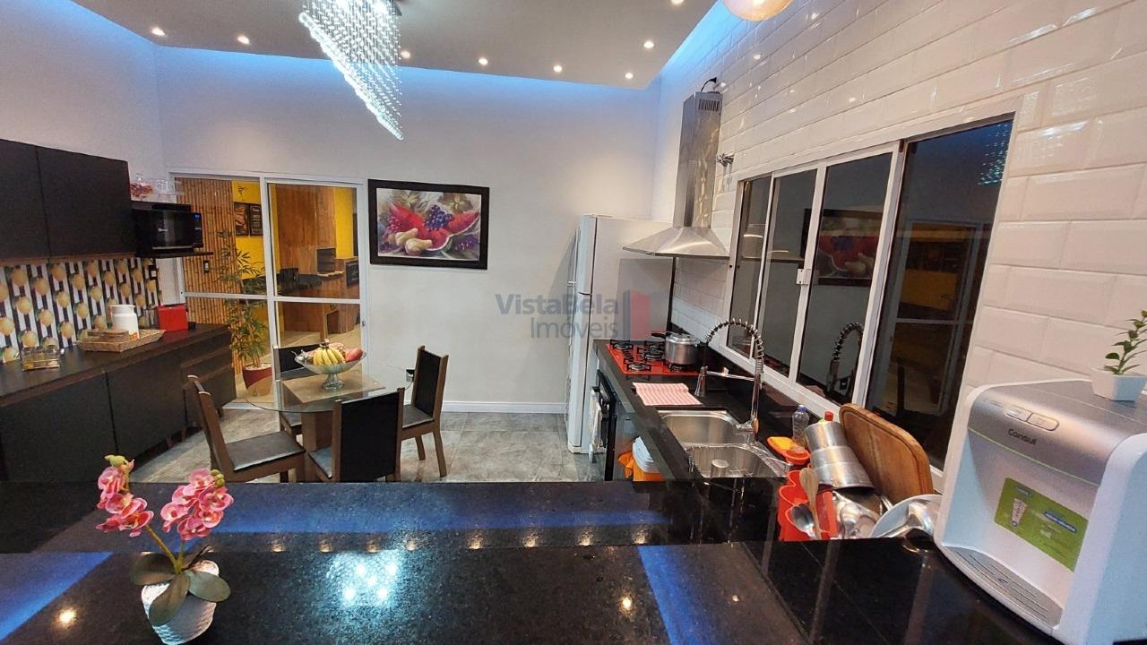 Casa em Condomínio à venda no Loteamento Residencial Campos do Conde II: 