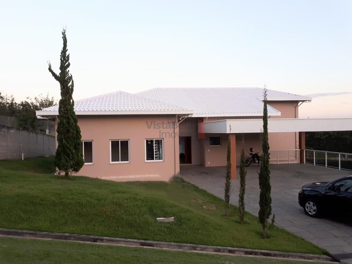 Casa em Condomínio à venda no Loteamento Comercial e Residencial Village da Serra: 