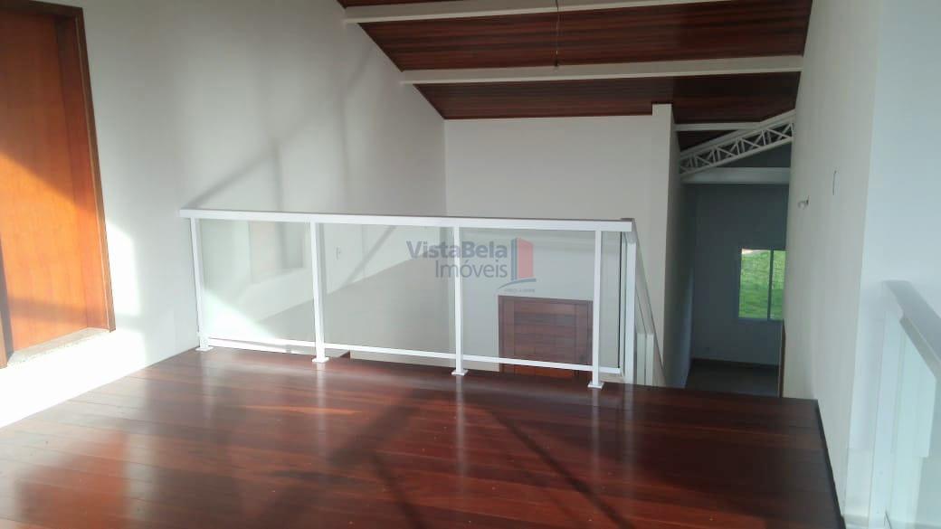 Casa em Condomínio à venda no Loteamento Comercial e Residencial Village da Serra: MEZANINO