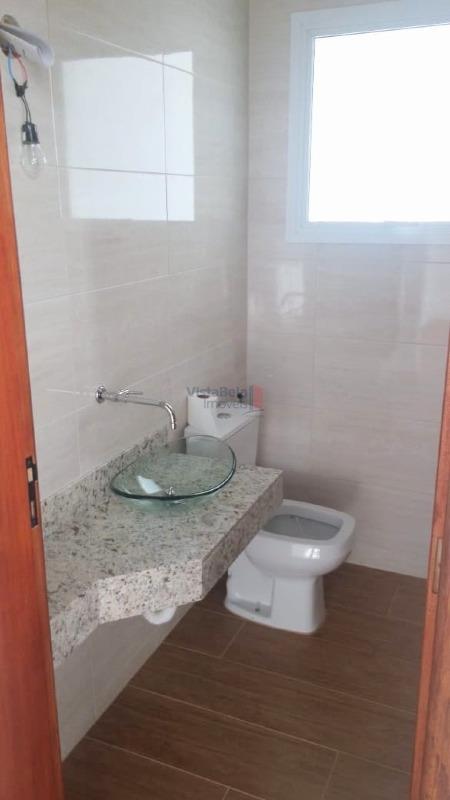 Casa em Condomínio à venda no Loteamento Comercial e Residencial Village da Serra: LAVABO