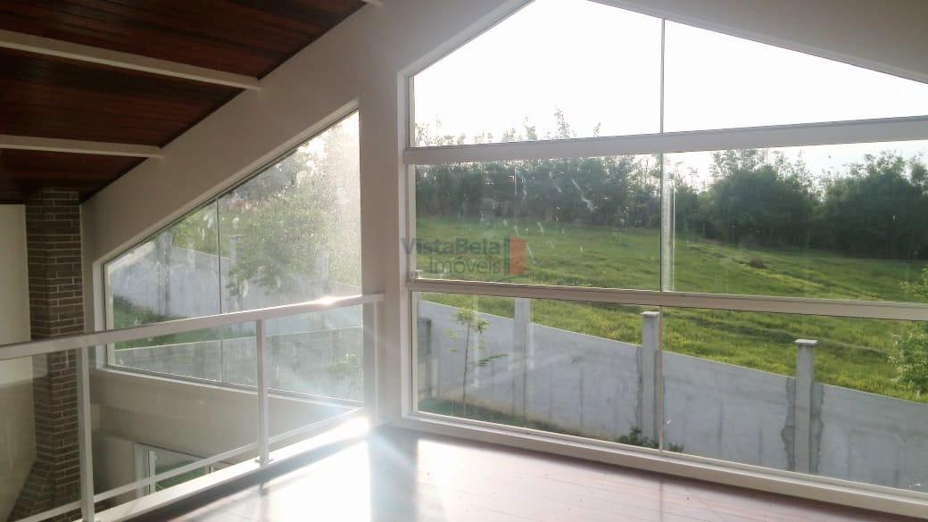 Casa em Condomínio à venda no Loteamento Comercial e Residencial Village da Serra: VISTA BELA DO MEZANINO