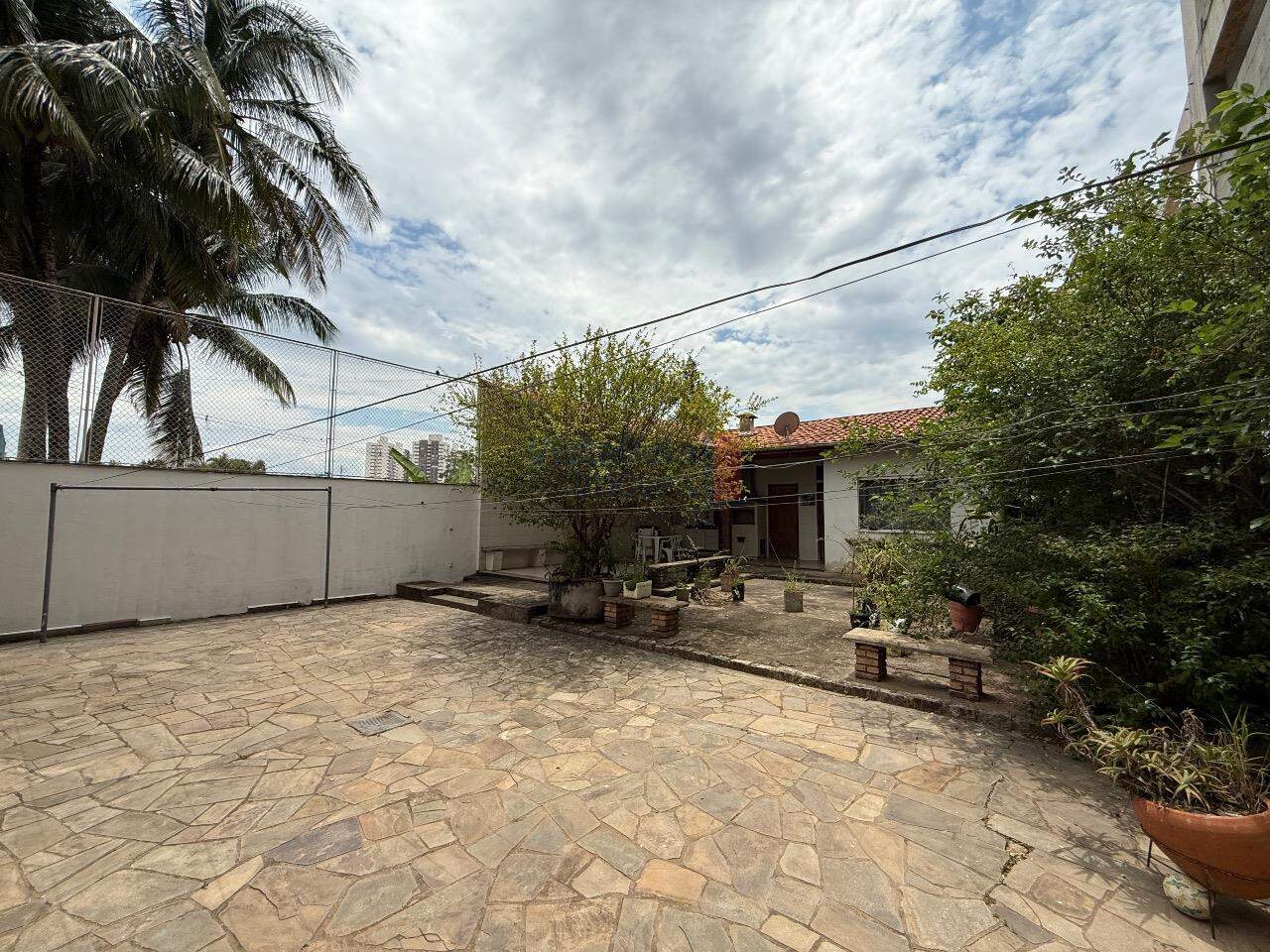 Casa à venda no Jardim das Nações: