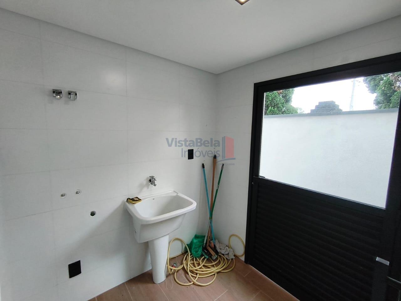 Casa em Condomínio à venda no Jardim dos Estados: LAVANDERIA