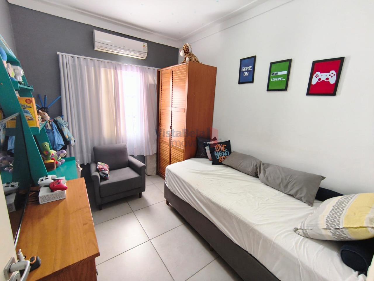 Casa em Condomínio à venda no Parque SÃO CristovÃO: 1° DORMITÓRIO