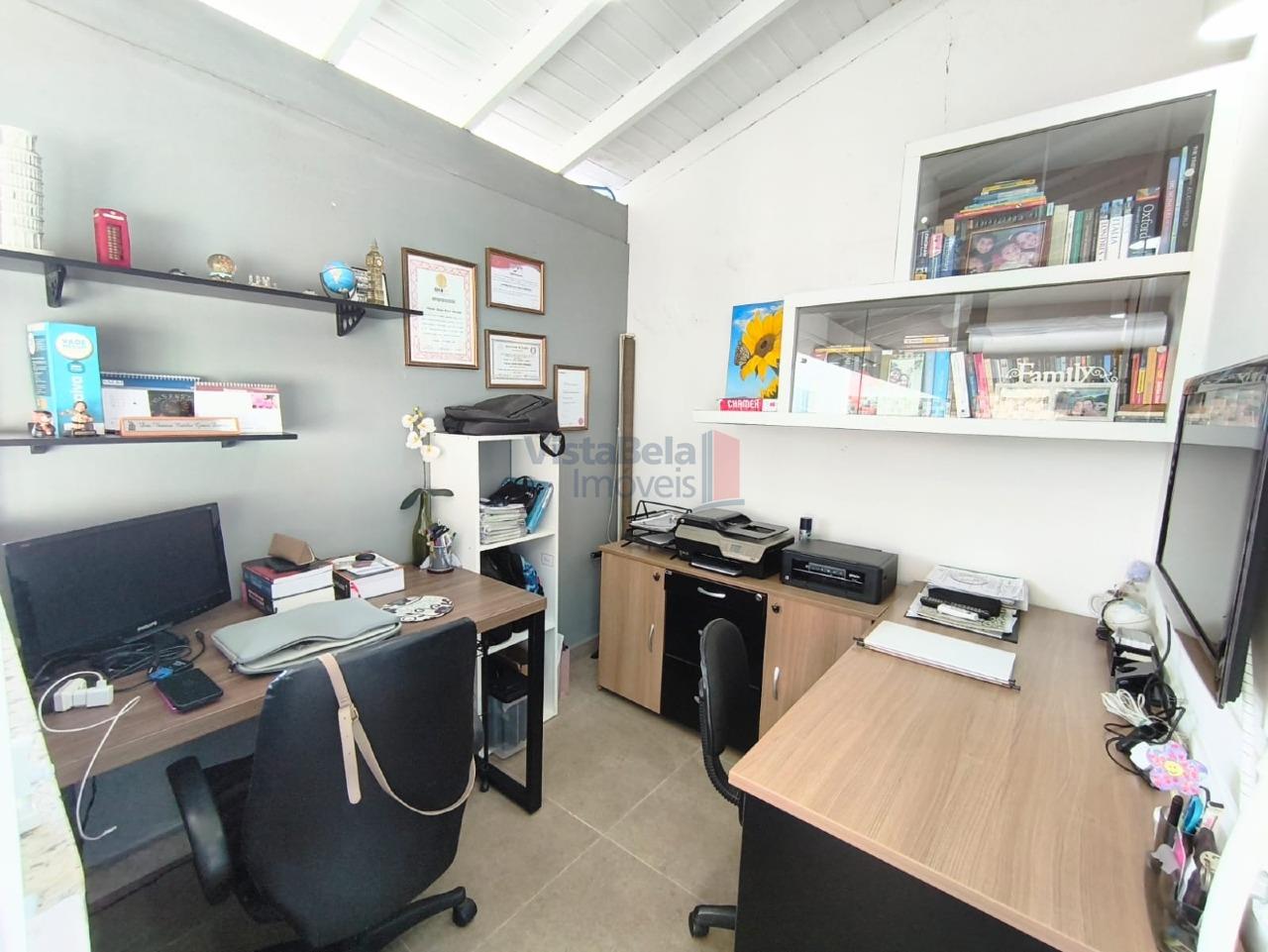 Casa em Condomínio à venda no Parque SÃO CristovÃO: ESCRITÓRIO