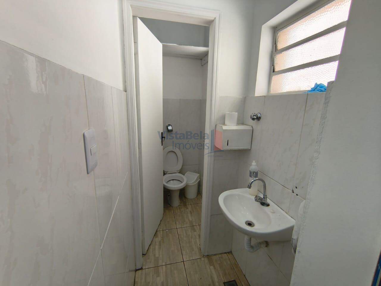 Sala para aluguel no Centro: 