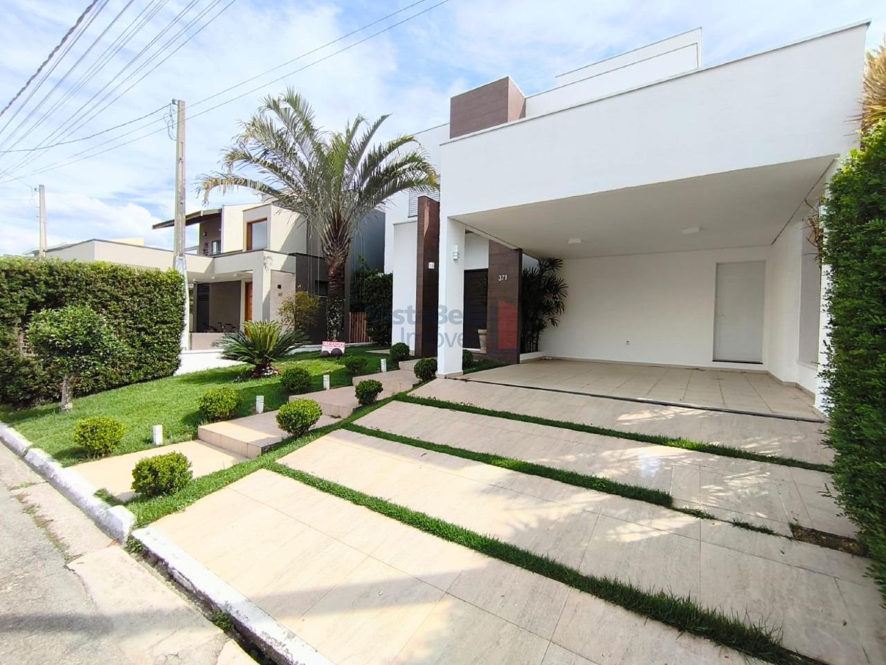 Casa em Condomínio à venda no Loteamento Residencial Campos do Conde II: Garagem Coberta