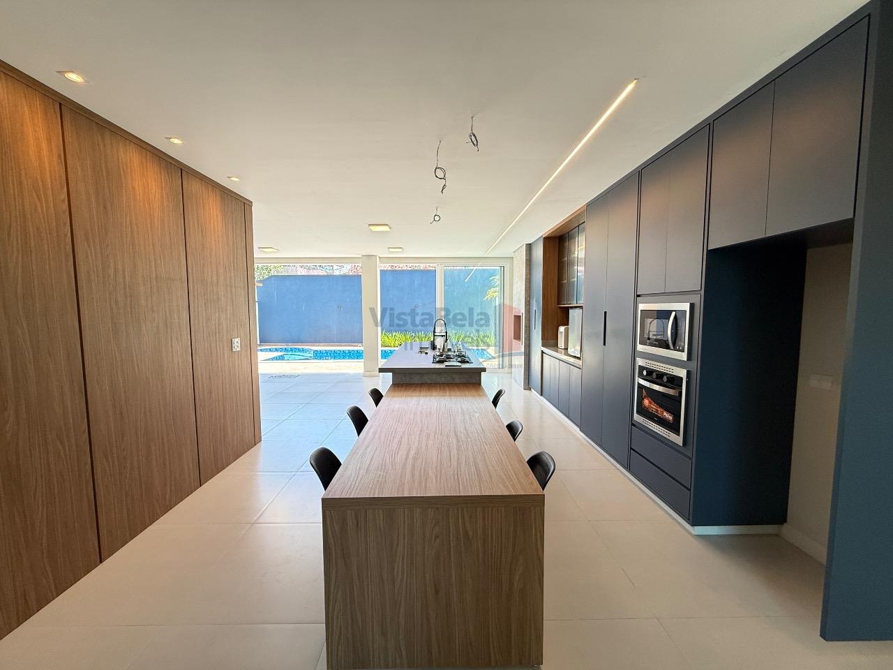 Casa em Condomínio à venda no Residencial Santa Izabel: 