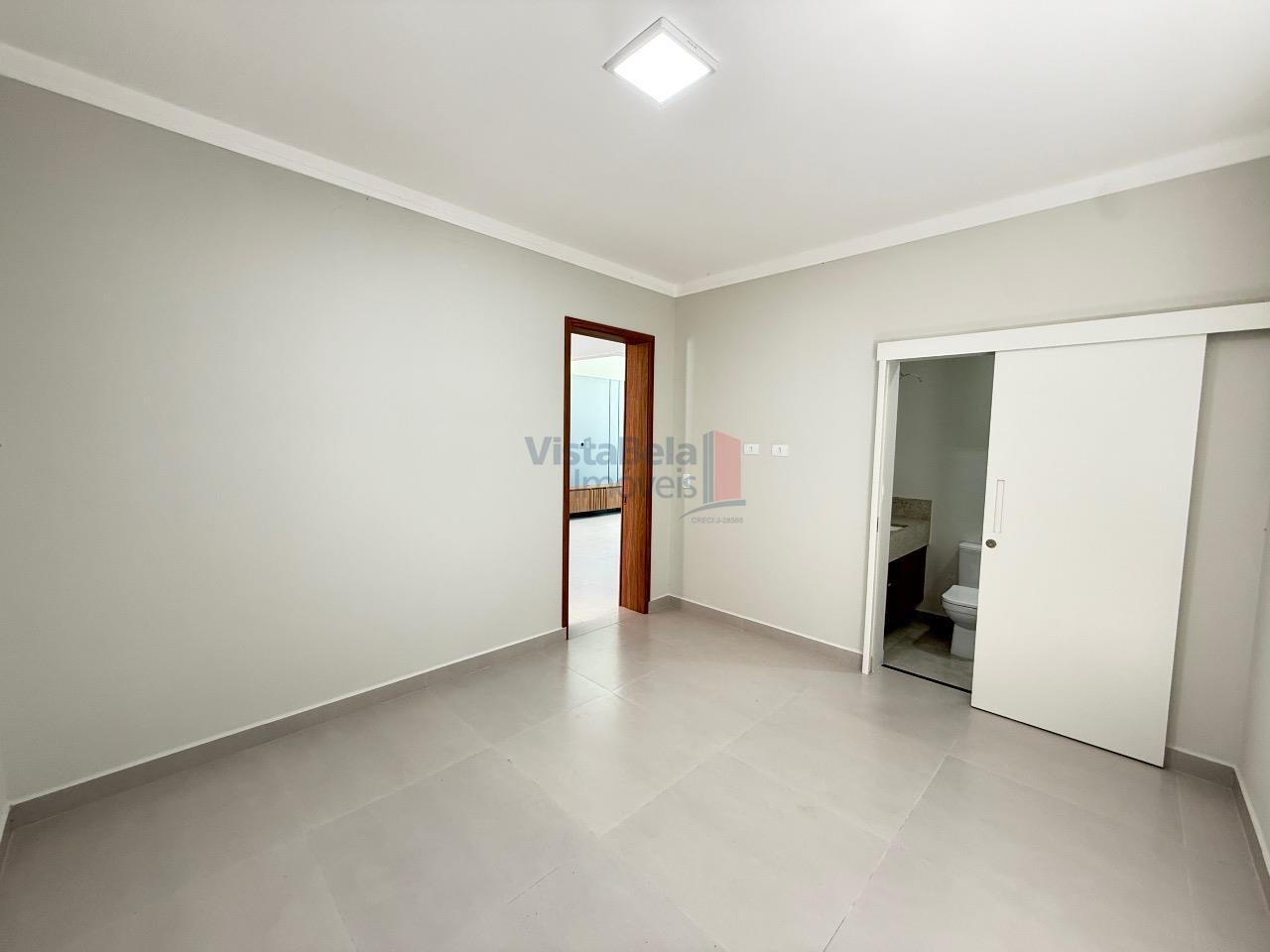 Casa em Condomínio à venda no Residencial Santa Izabel: SUÍTE 1 - TÉRREA