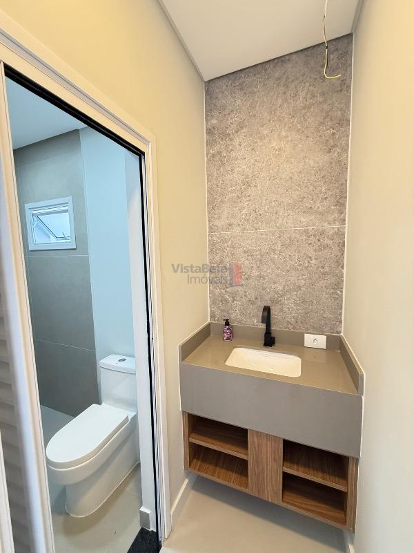 Casa em Condomínio à venda no Residencial Santa Izabel: WC SOCIAL - TÉRREO