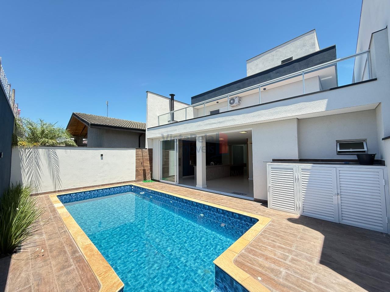 Casa em Condomínio à venda no Residencial Santa Izabel: 