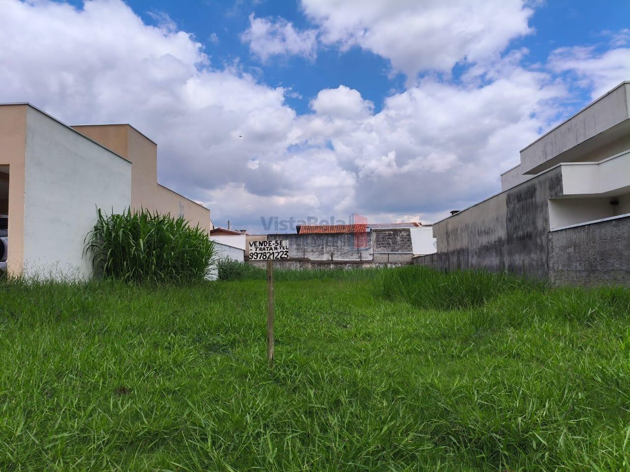 Lote em condomínio à venda no Jardim dos Estados: 