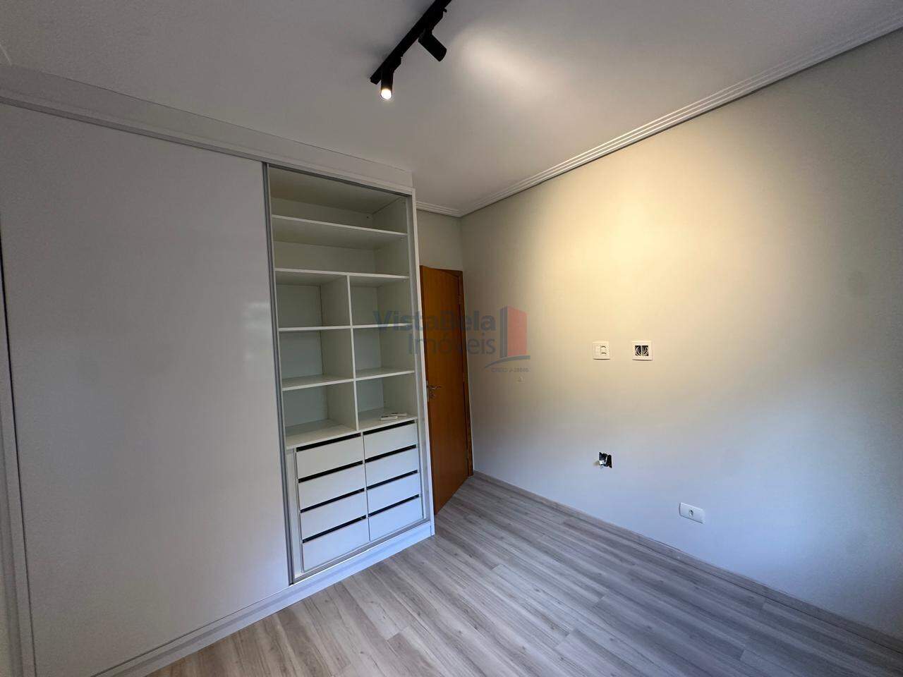 Casa em Condomínio à venda no Loteamento Residencial Campos do Conde III: