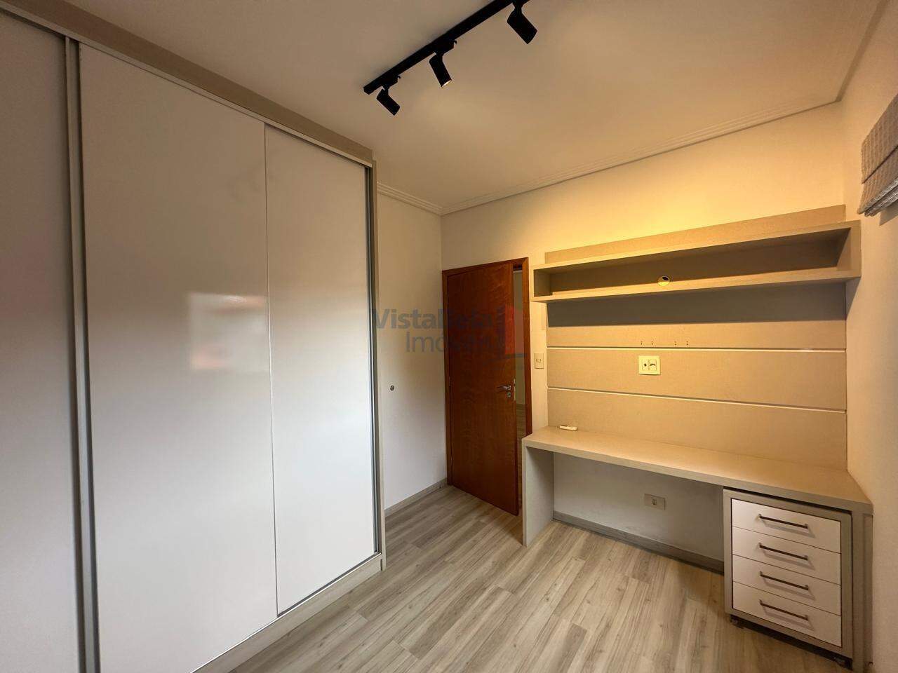 Casa em Condomínio à venda no Loteamento Residencial Campos do Conde III: