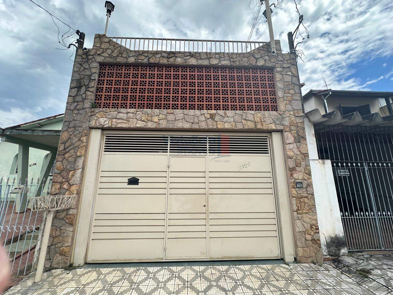 Casa à venda no Centro: 
