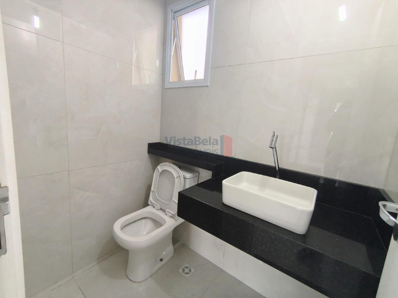 Apartamento à venda no Granjas Santa Terezinha: WC Social