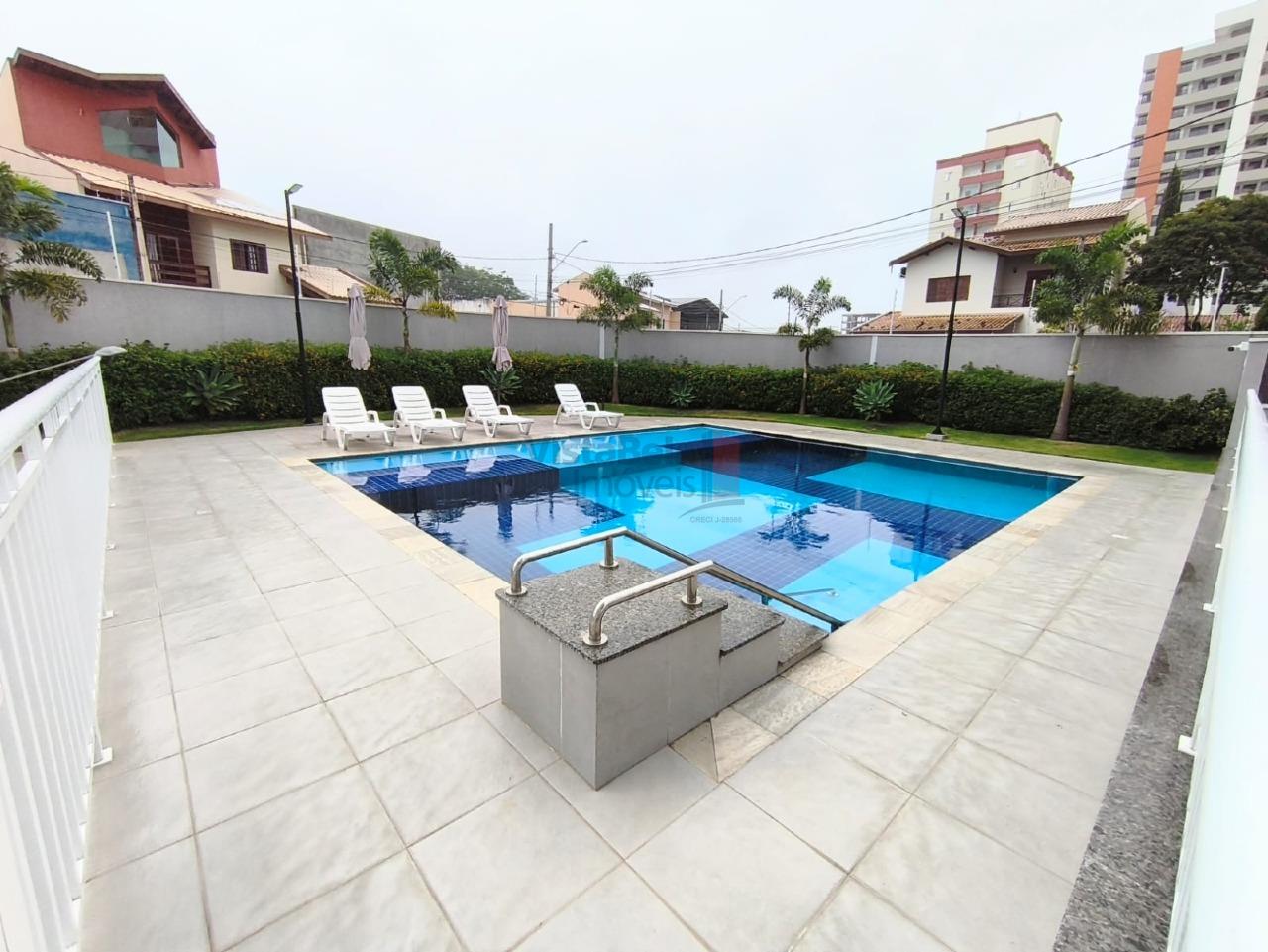 Apartamento à venda no Loteamento Residencial e Comercial Bosque Flamboyant: Piscina Adulto
