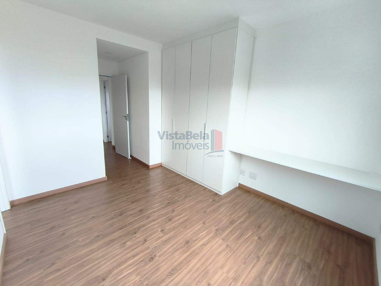 Apartamento para aluguel no Loteamento Residencial e Comercial Bosque Flamboyant: Suíte