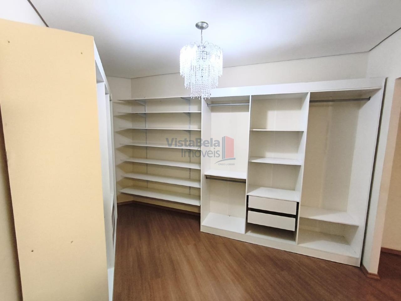 Apartamento à venda no Vila SÃO Jose: Dormitório com Closet Piso Superior