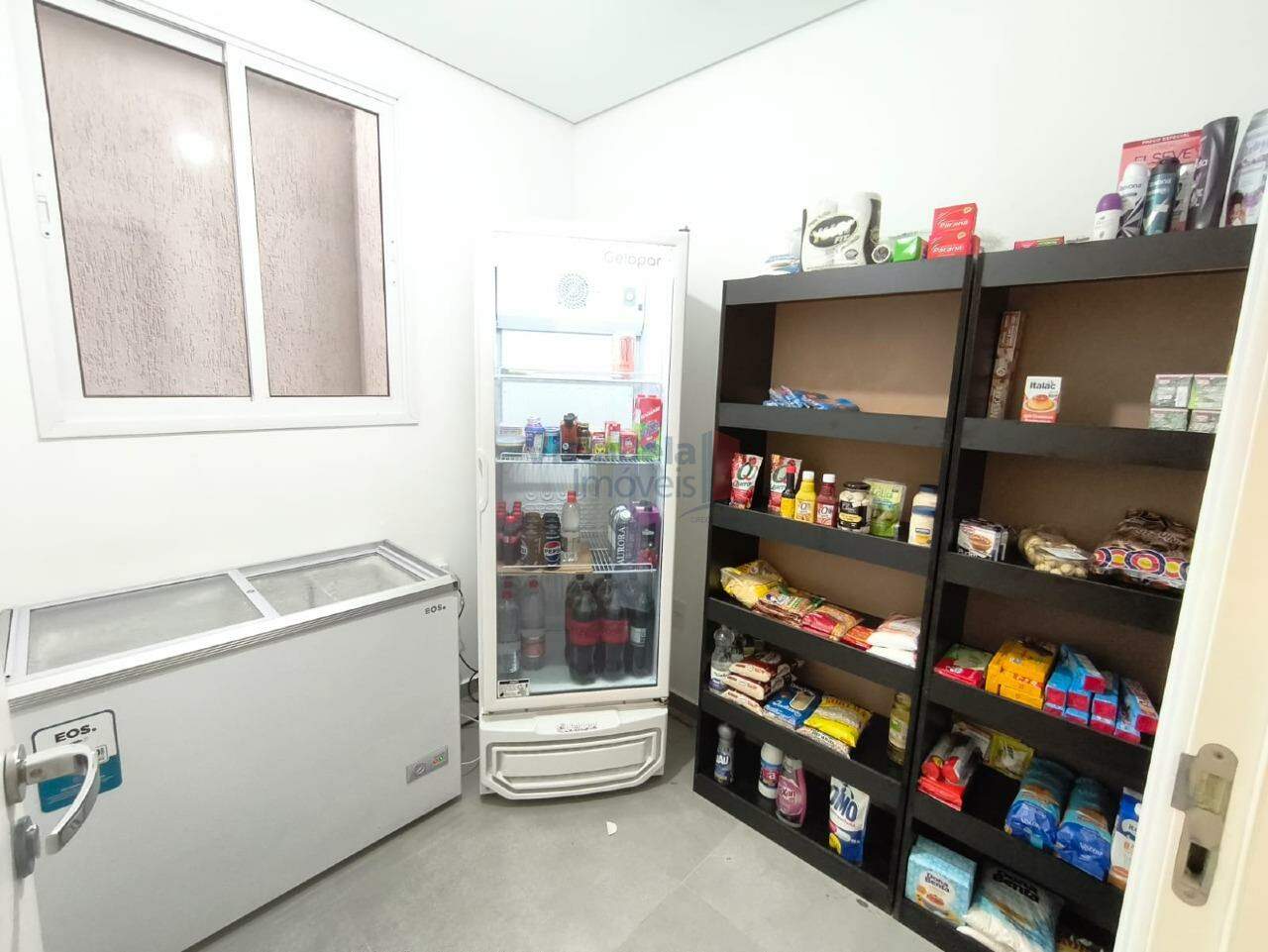 Apartamento para aluguel no Jardim das Nações: Mini Mercado