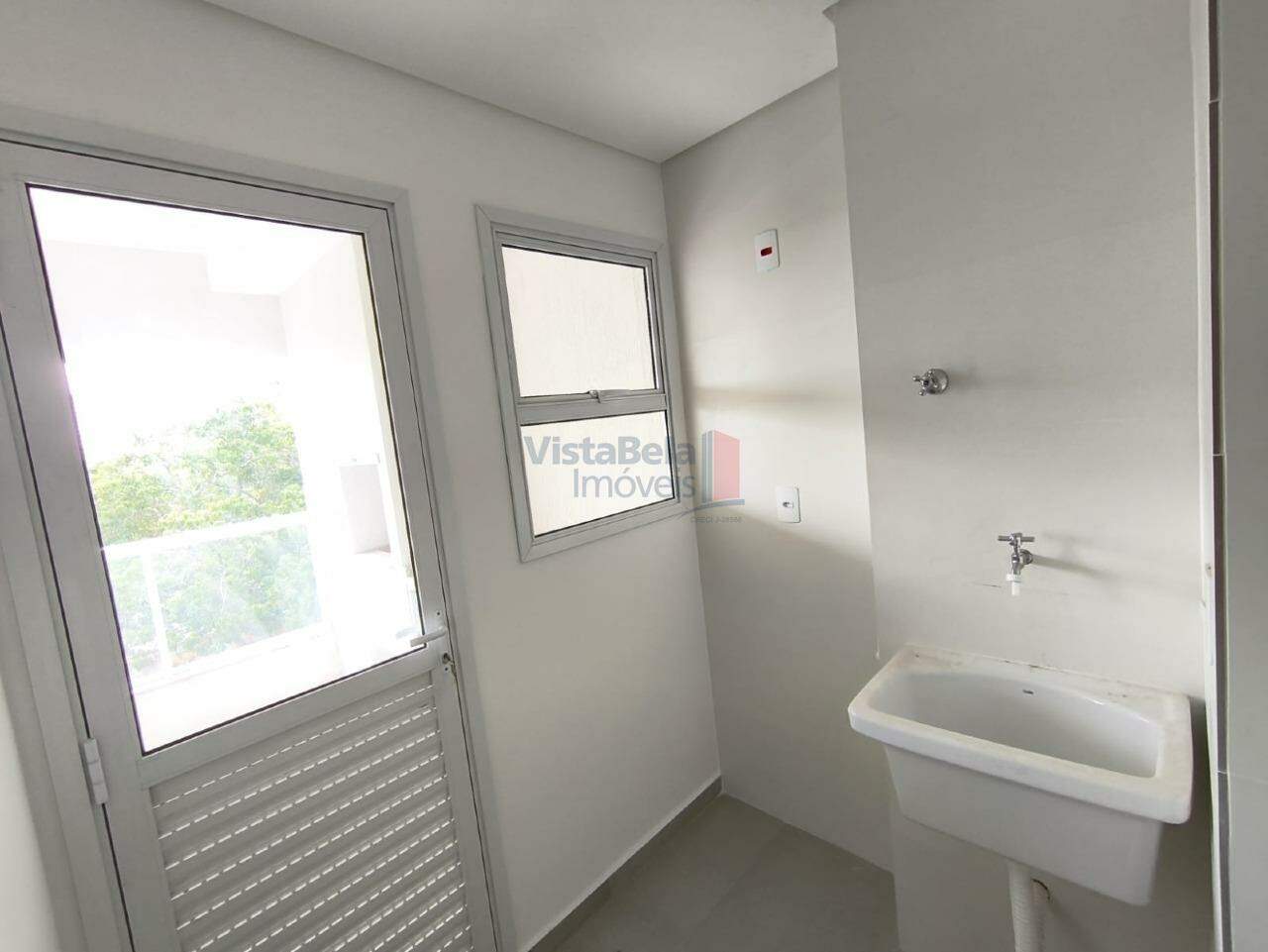 Apartamento para aluguel no Jardim das Nações: Área de Serviço