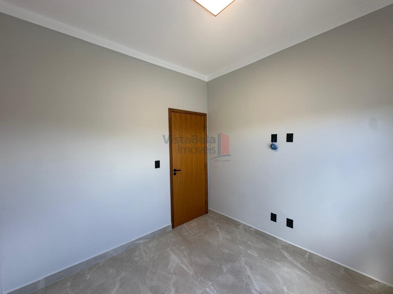 Casa em Condomínio à venda no Loteamento Residencial Colinas do Sol: 