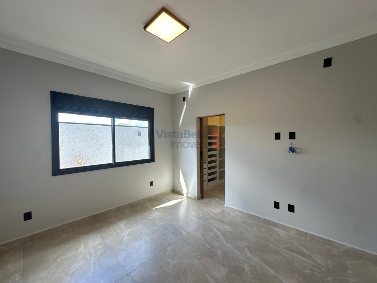 Casa em Condomínio à venda no Loteamento Residencial Colinas do Sol: 