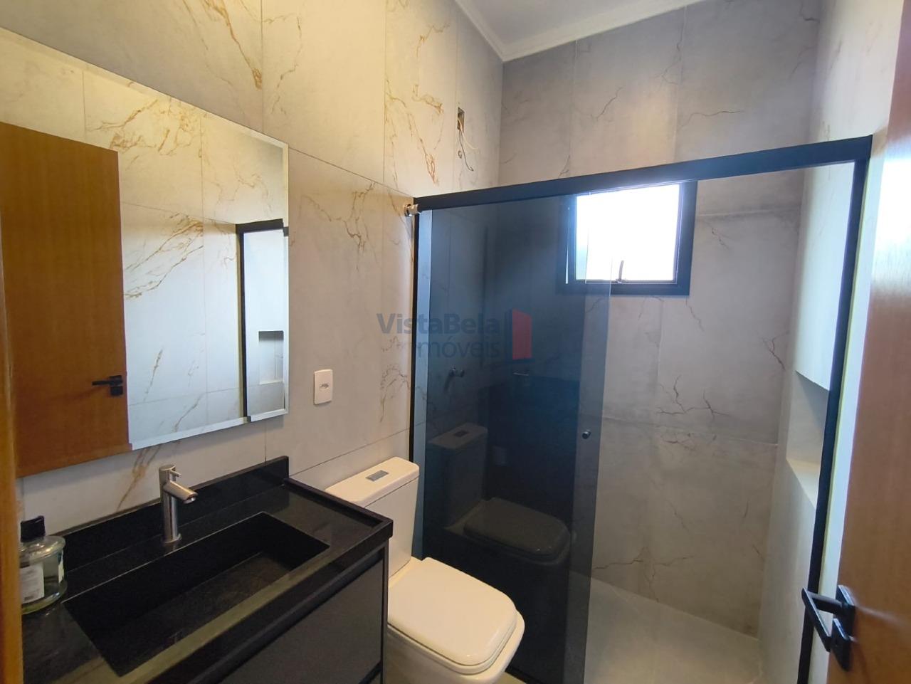 Casa em Condomínio à venda no Loteamento Residencial Colinas do Sol: WC Social