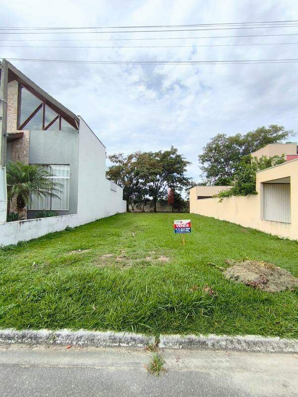 Lote em condomínio à venda no Loteamento Residencial Campos do Conde II: 