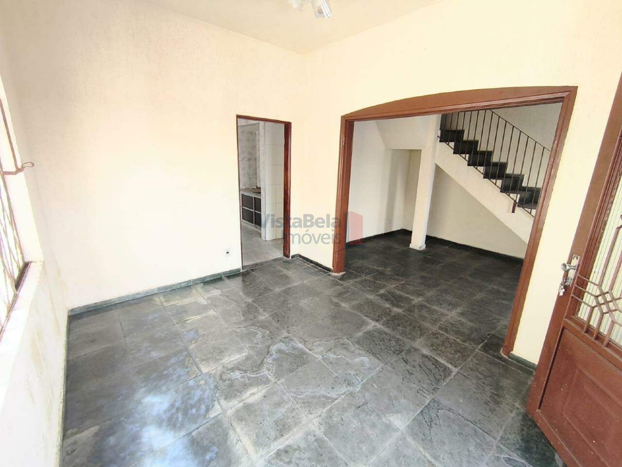 Casa à venda no Centro: 