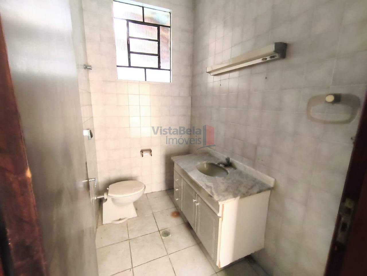 Casa à venda no Centro: 