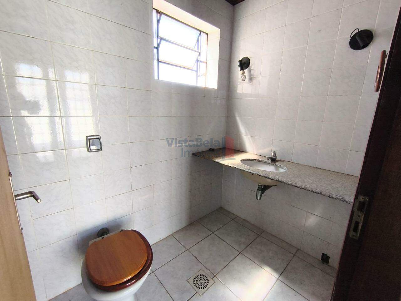 Casa à venda no Centro: 