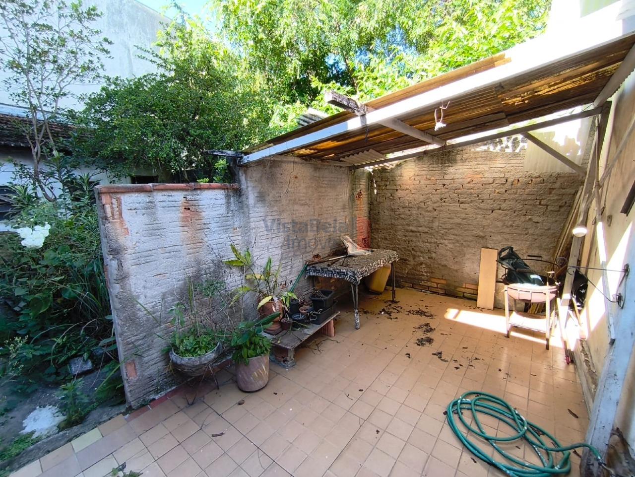 Casa à venda no Centro: Quintal