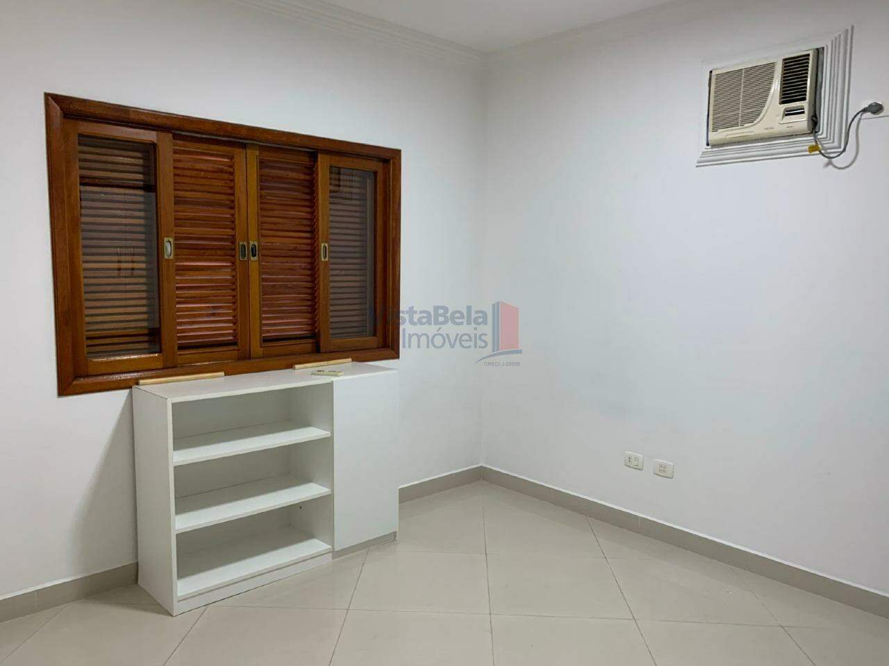 Casa em Condomínio para aluguel no Condomínio do Taubaté Village: