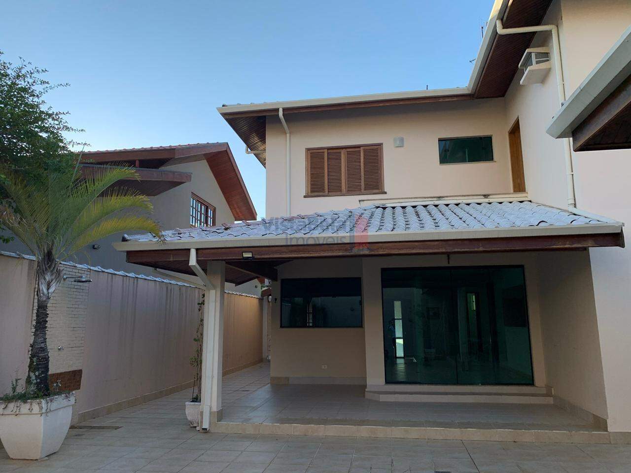 Casa em Condomínio para aluguel no Condomínio do Taubaté Village: