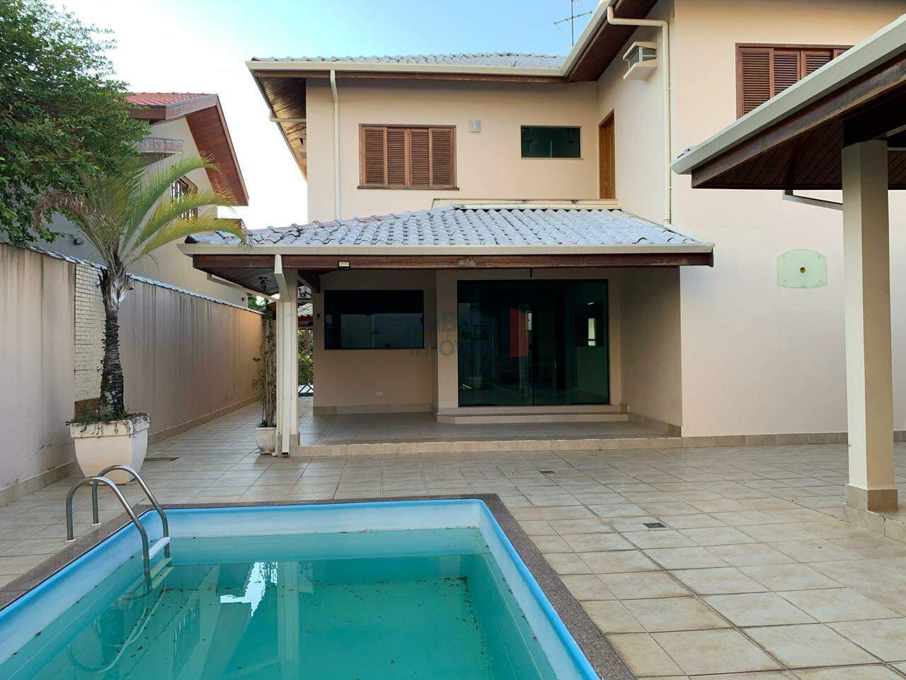 Casa em Condomínio para aluguel no Condomínio do Taubaté Village: